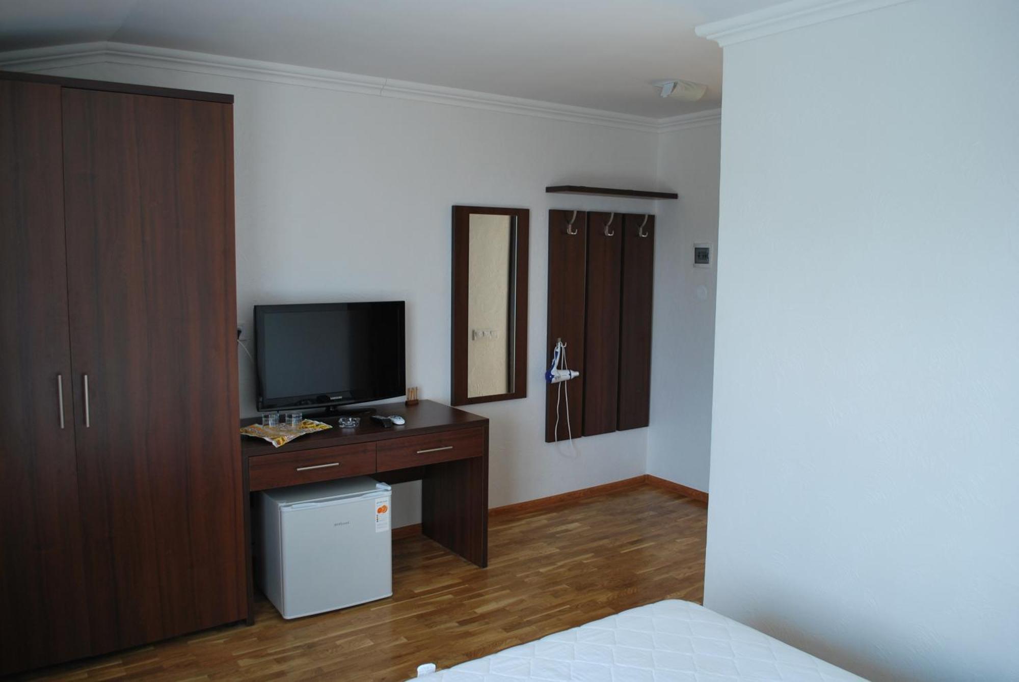 Shpinat Hotel Odesa Room photo